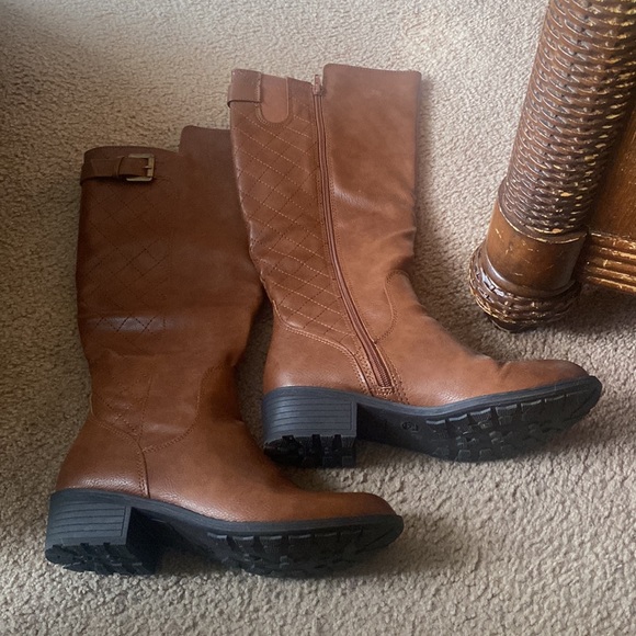 Brown boots - Picture 3 of 6